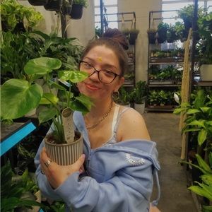 Meet your Posher, Ariana